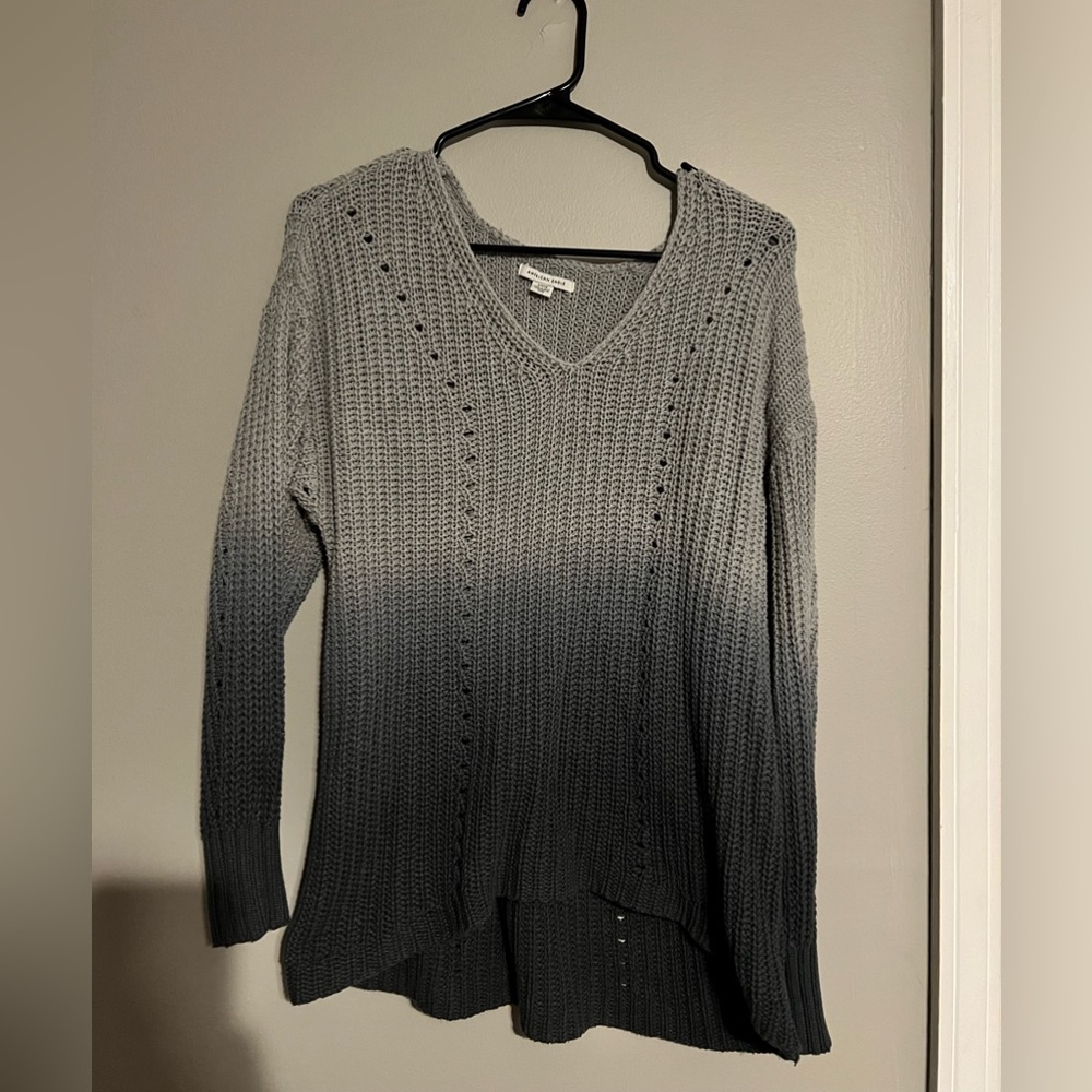 Grey ombré American eagle sweater. Size small.